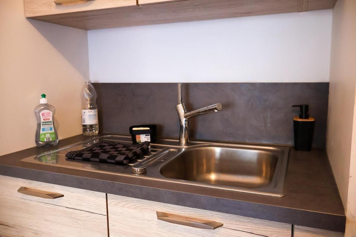 Sahara - Appartement Ensoleille Au Coeur De Reims Exterior foto